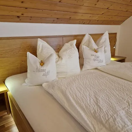 Фермерский дом Bio-bauernhof Vordergrubenbach - Familie Oberascher Хинтерзее