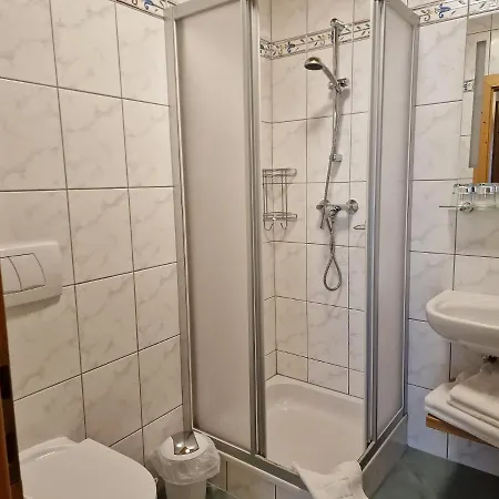 Bio-bauernhof Vordergrubenbach - Familie Oberascher * Хинтерзее