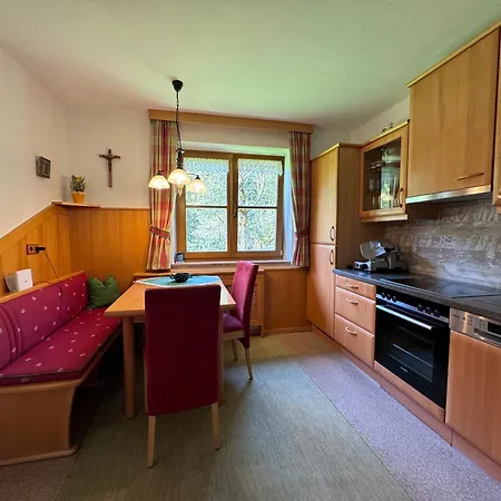 Bio-bauernhof Vordergrubenbach - Familie Oberascher Фермерский дом Хинтерзее