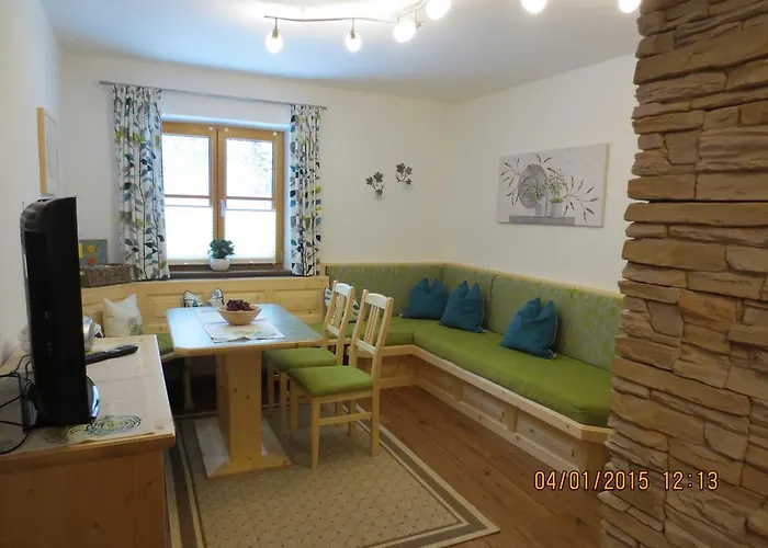 Bio-bauernhof Vordergrubenbach - Familie Oberascher Feriegård Hintersee